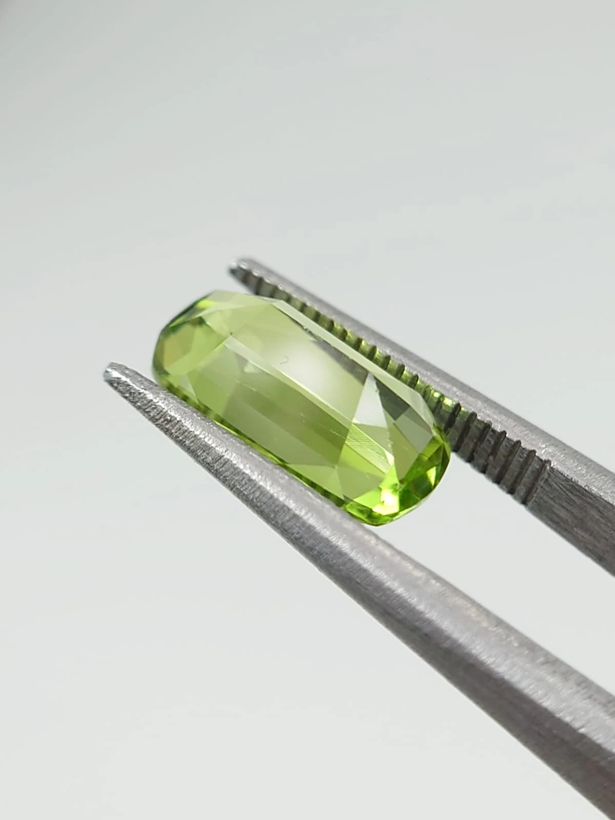 2.5ct Natural Green Peridot from Pakistan — view 3